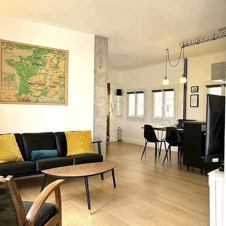 Apartment Le Perret Notre Dame - Vue Cathedrale *